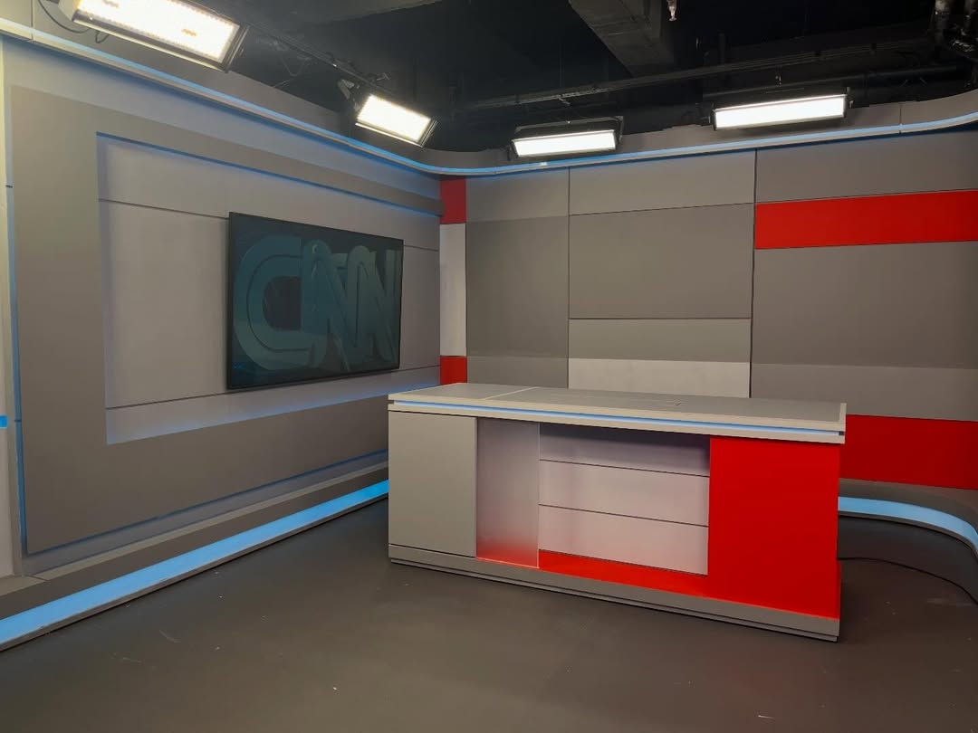 Estúdio 2 — CNN Brasil, detalhe cenográfico